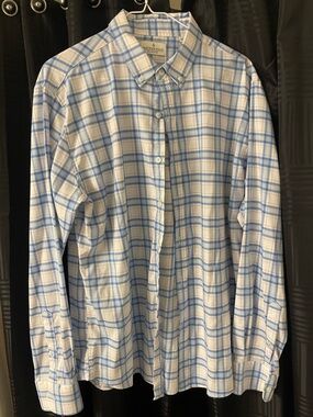 Chatham Road Men's Light Blue Plaid Button-Down Shirt new without tags.